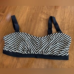 Striped Athleta 38D/DD Bikini Top